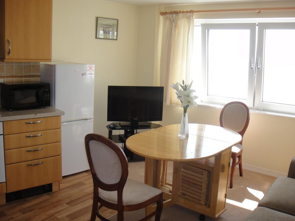 Beau Rivage Apartment St Brelade Ruang foto